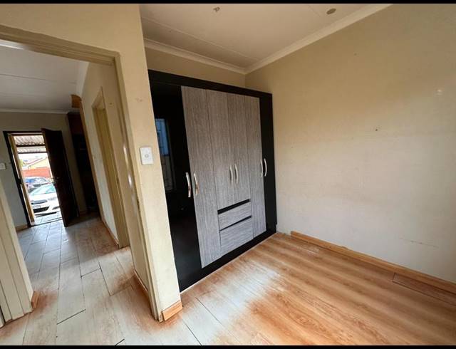 2 BEDROOM HOUSE FOR SALE IN SOSHANGUVE VV